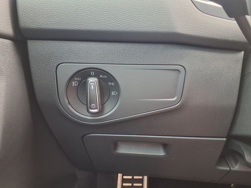2019 Volkswagen Tiguan Base