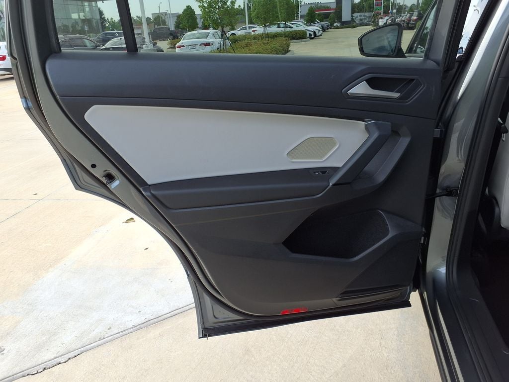 2019 Volkswagen Tiguan 2.0T SEL R-Line