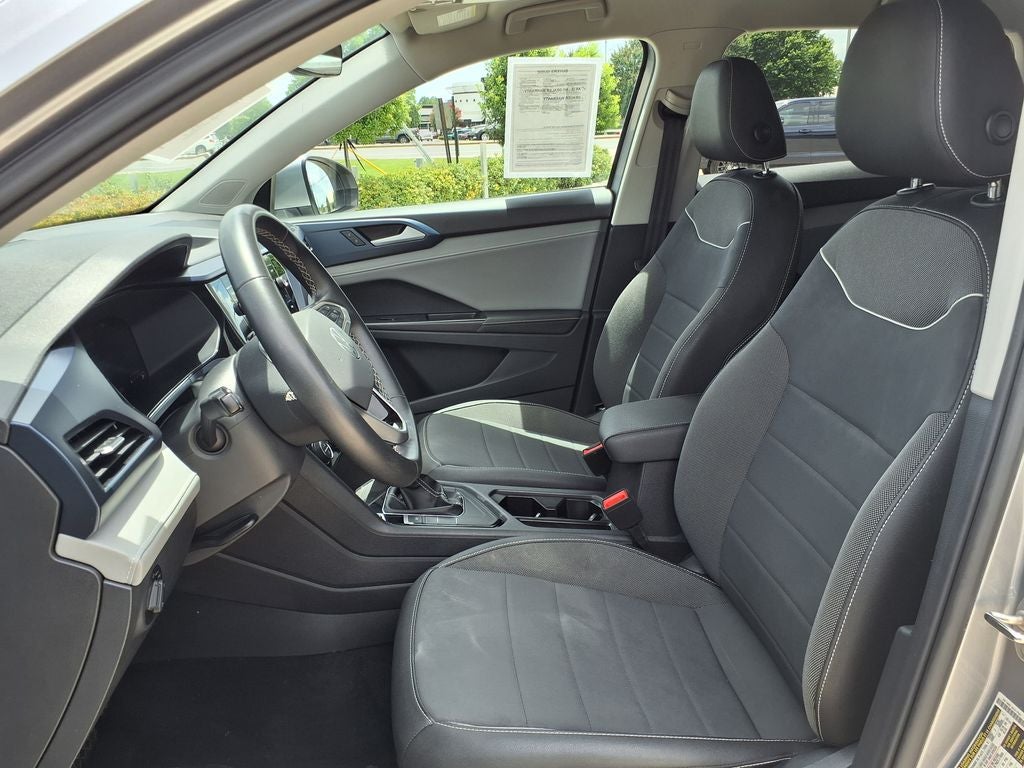 2024 Volkswagen Taos 1.5T SE
