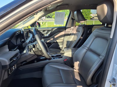 2025 Lincoln Corsair Premiere