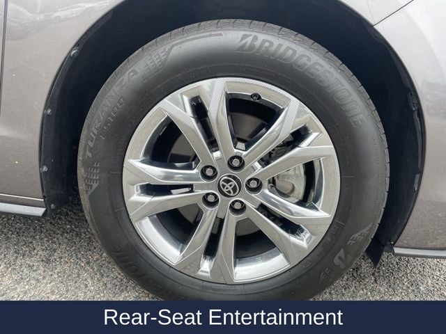 2021 Toyota Sienna Platinum 7 Passenger