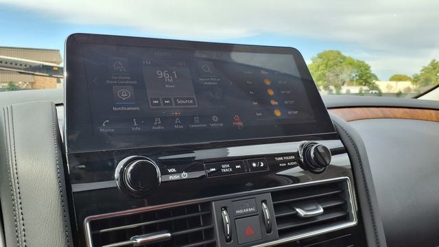 2024 Nissan Armada SL