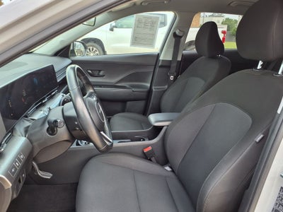 2024 Hyundai KONA SEL