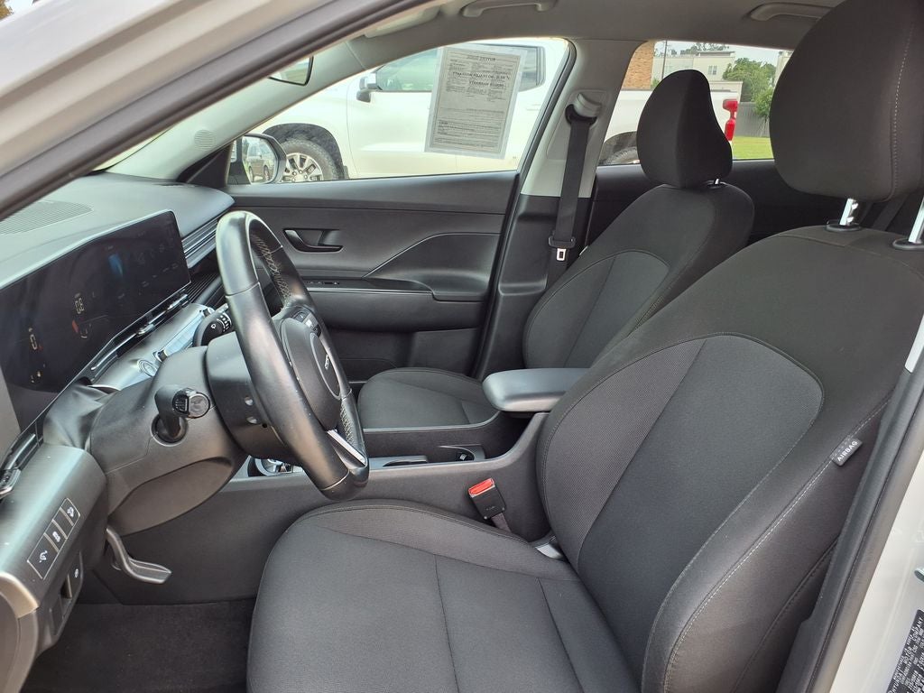 2024 Hyundai KONA SEL