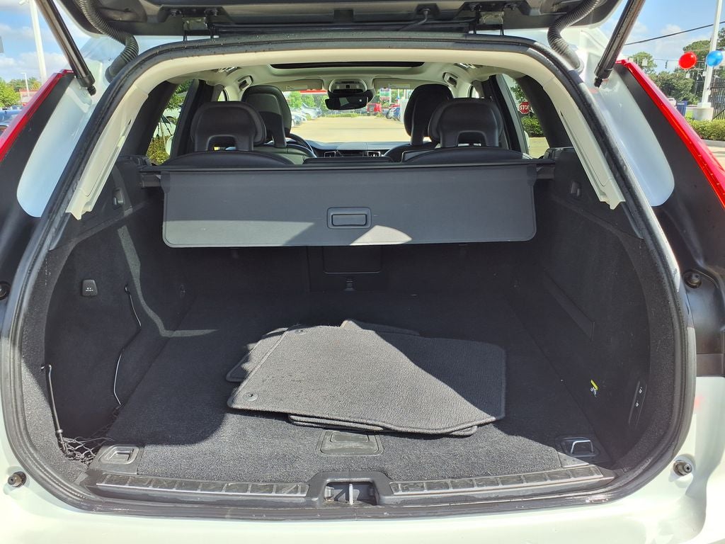 2019 Volvo XC60 T5 Momentum