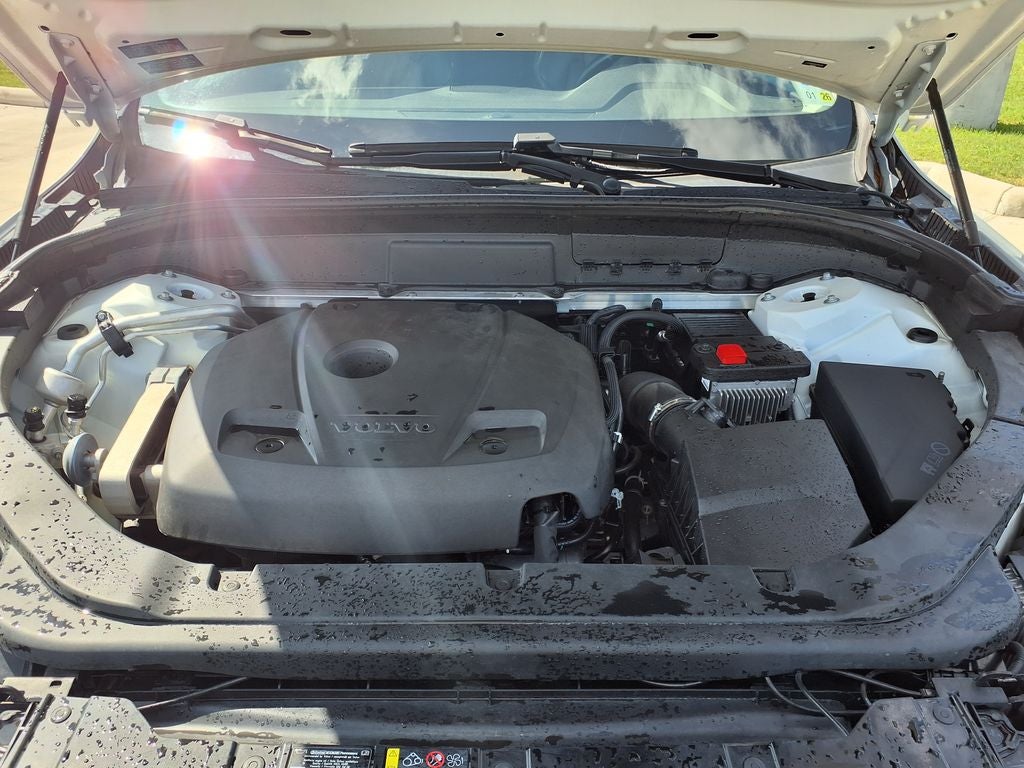 2019 Volvo XC60 T5 Momentum