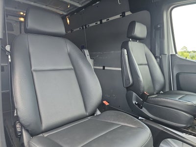 2025 Mercedes-Benz Sprinter 2500 Cargo 144 WB
