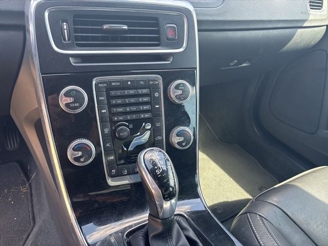 2015 Volvo S60 T5 Platinum