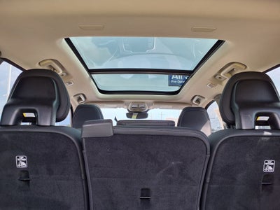2024 Volvo XC90 B6 Plus Bright Theme