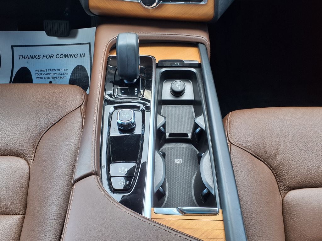 2023 Volvo XC90 B6 Plus 7-Seater