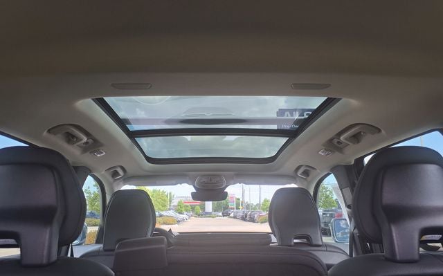 2023 Volvo XC90 B6 Core