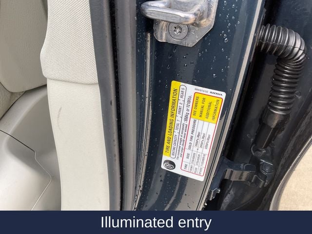 2018 Volvo XC90 T6 Momentum