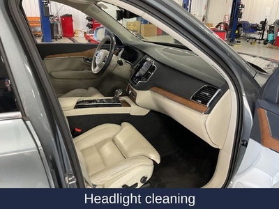 2018 Volvo XC90 T6 Inscription