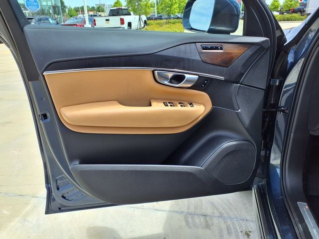 2024 Volvo XC90 Recharge Plug-In Hybrid Ultimate