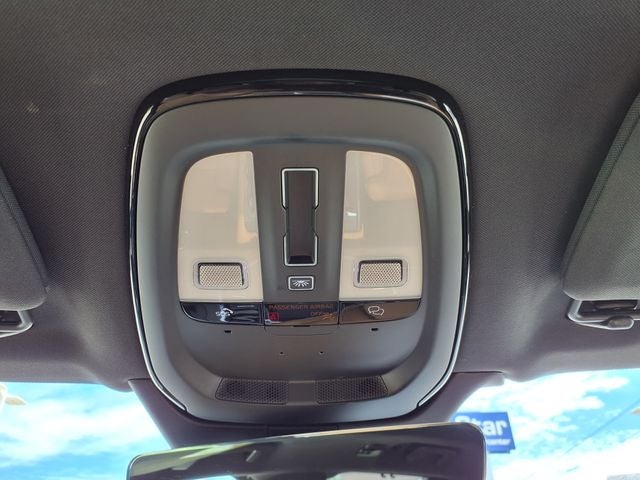 2024 Volvo XC90 Recharge Plug-In Hybrid Ultimate