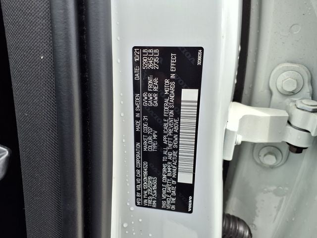 2022 Volvo XC60 B5 Momentum