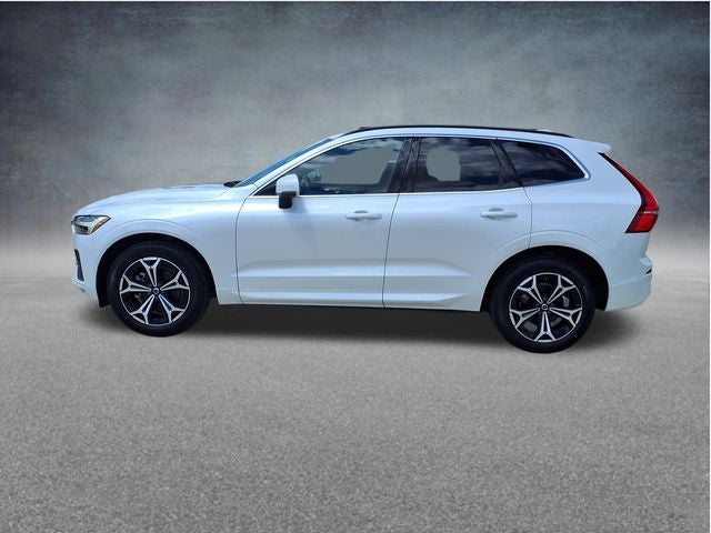 2022 Volvo XC60 B5 Momentum