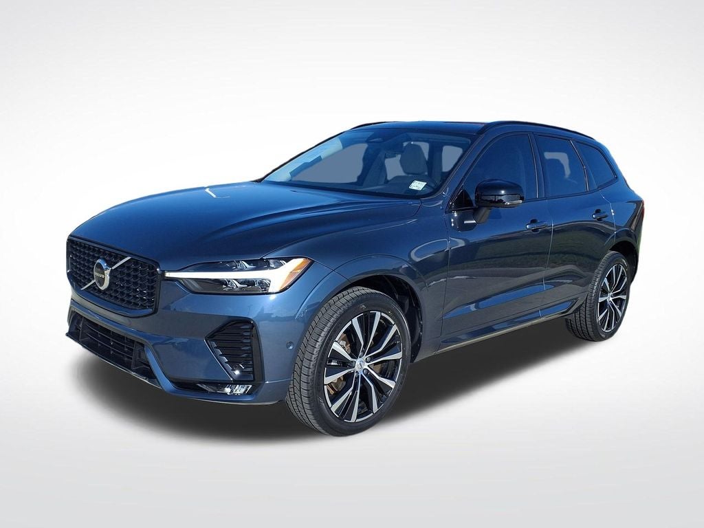 2024 Volvo XC60 B5 Plus Dark Theme