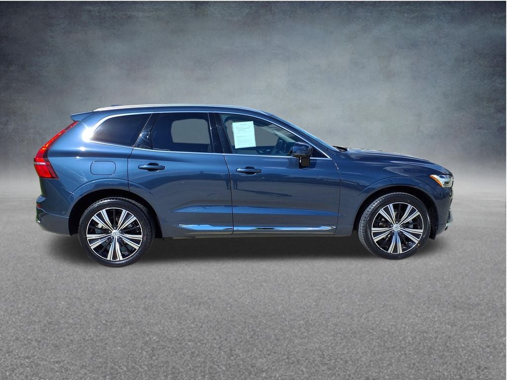 2023 Volvo XC60 B5 Plus Bright Theme