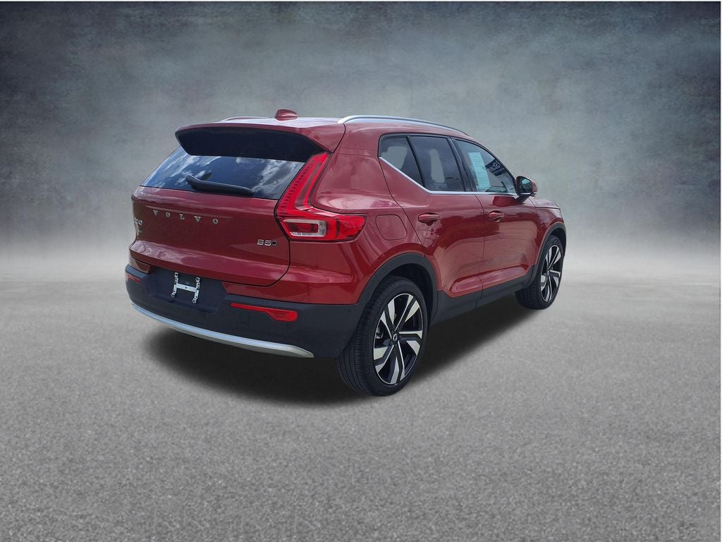 2023 Volvo XC40 Ultimate