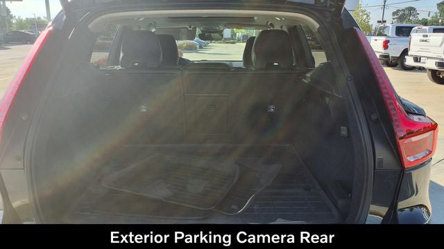 2024 Volvo XC40 B5 Plus Dark Theme