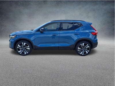 2023 Volvo XC40 Ultimate