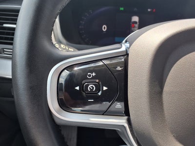 2025 Volvo XC90 B5 Core