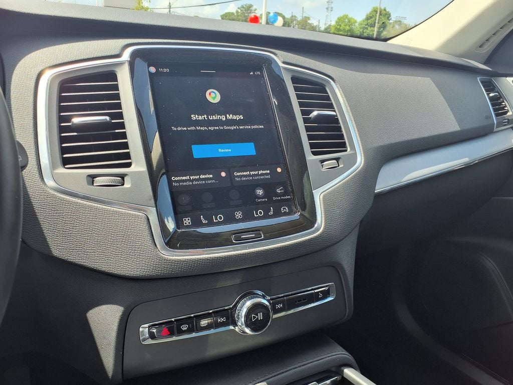 2025 Volvo XC90 B5 Core