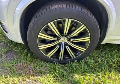 2025 Volvo XC90 B5 Core
