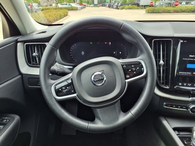 2025 Volvo XC60 B5 Plus