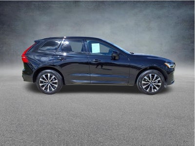 2025 Volvo XC60 B5 Core
