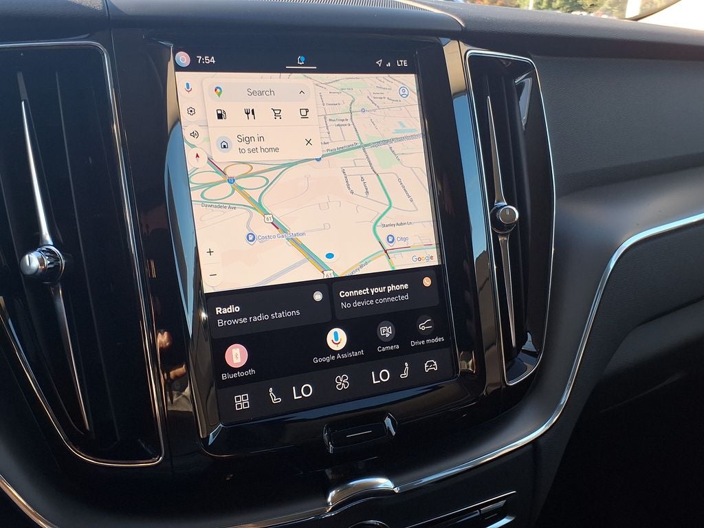 2025 Volvo XC60 B5 Core