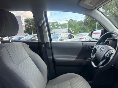 2022 Toyota Tacoma SR V6
