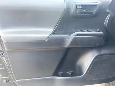 2022 Toyota Tacoma SR V6