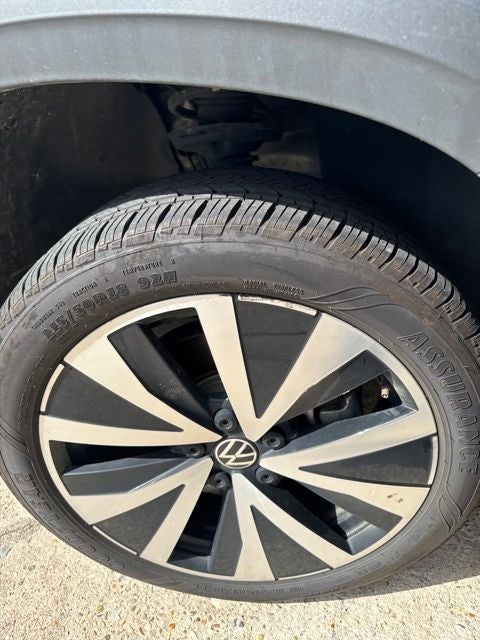 2024 Volkswagen Taos 1.5T SE