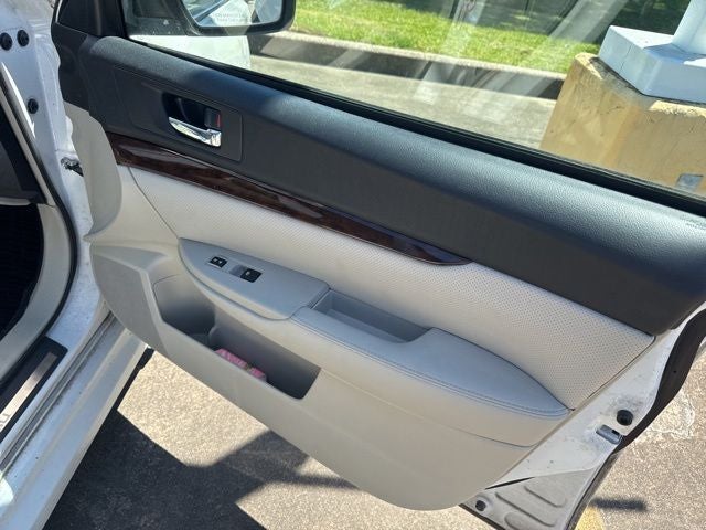 2014 Subaru Legacy 2.5i Limited