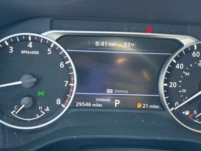 2025 Nissan Pathfinder SV