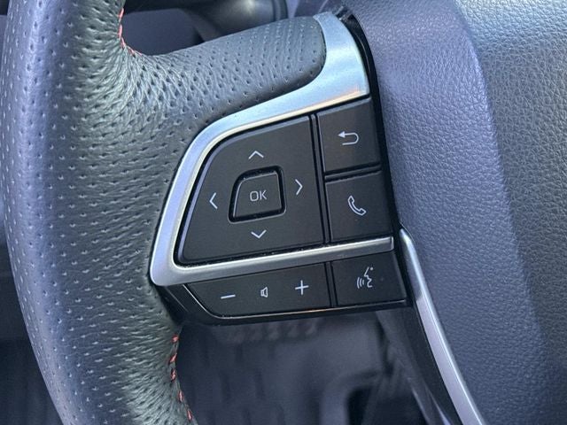 2025 Toyota Sienna XSE 7 Passenger