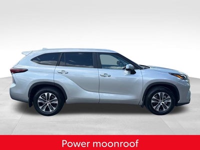 2024 Toyota Highlander XLE