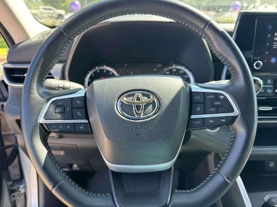 2025 Toyota Highlander LE