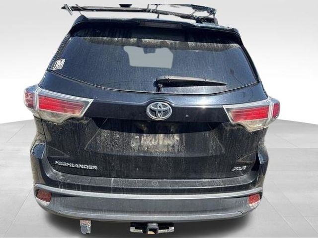 2016 Toyota Highlander XLE V6