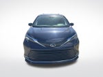 2024 Toyota Sienna XLE 8 Passenger