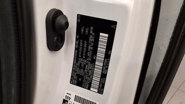 2025 Toyota Sienna XLE 8 Passenger