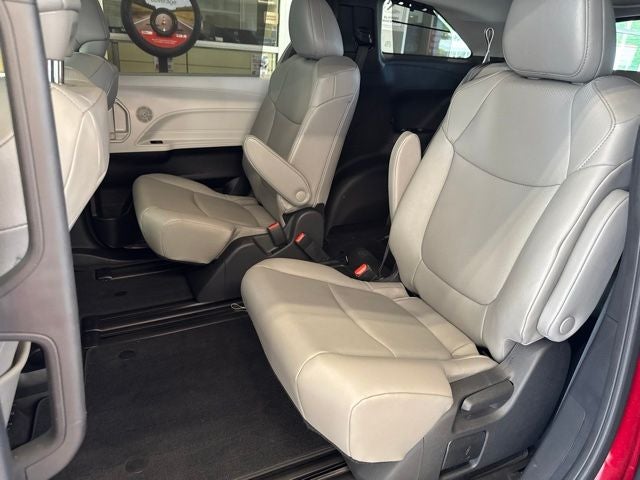 2026 Toyota Sienna XLE 7 Passenger