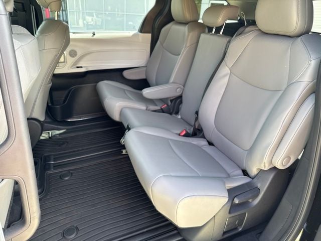 2026 Toyota Sienna XLE 7 Passenger