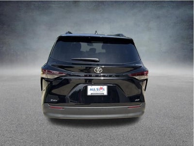 2026 Toyota Sienna XLE 7 Passenger