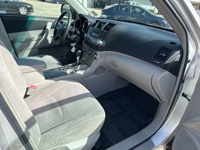 2011 Toyota Highlander Base