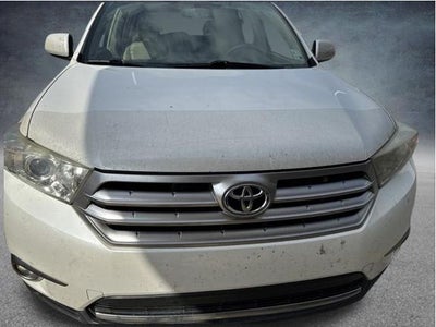 2013 Toyota Highlander SE