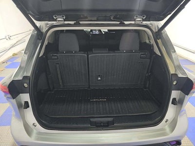 2021 Toyota Highlander LE