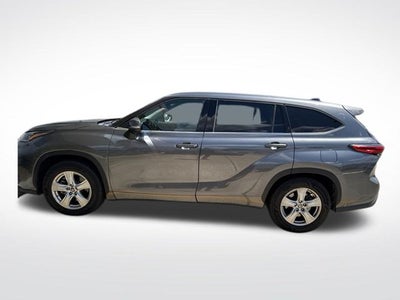 2020 Toyota Highlander LE